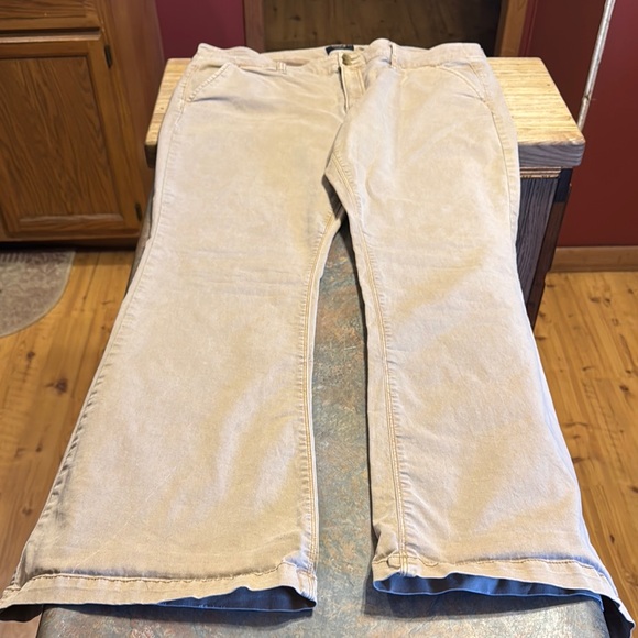2/$15 AE Artist stretch pants - Picture 1 of 5